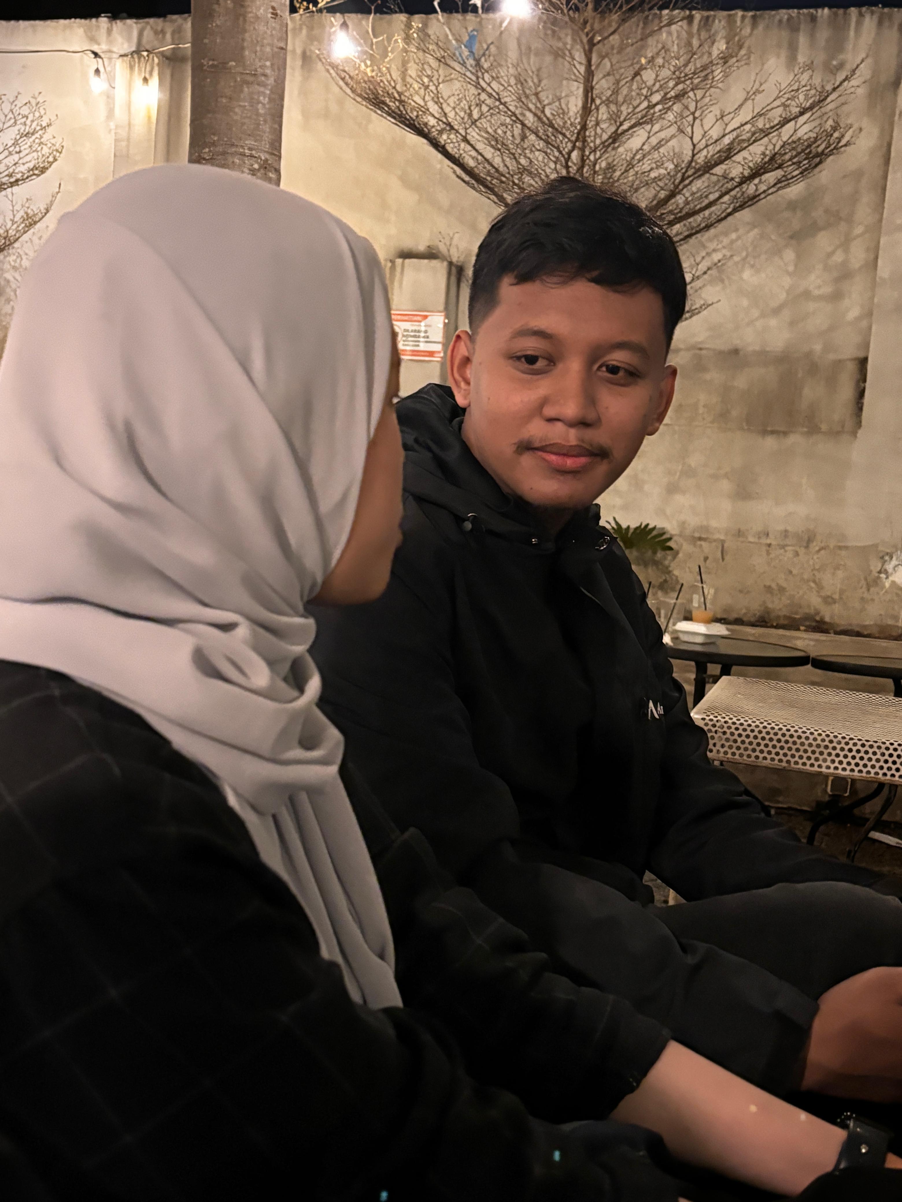 Awal pertemuan Afifah dan Arrozi